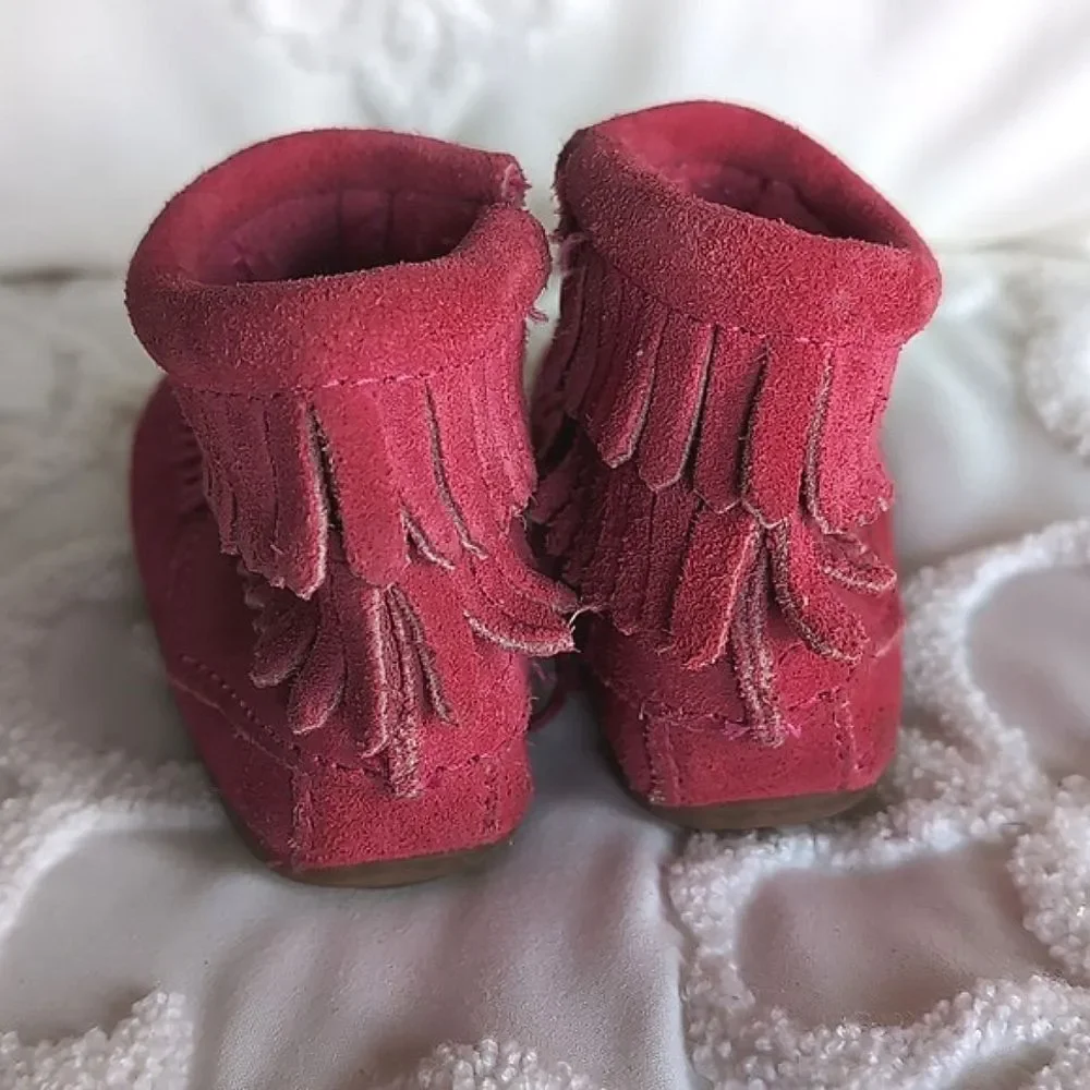 MINNETONKA 🩷Pink SUEDE Toddler Moccasins Size 3